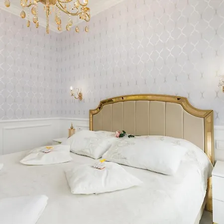 Daire Premium Apartament Natural With Balcony By Renters Prestige Darlowko